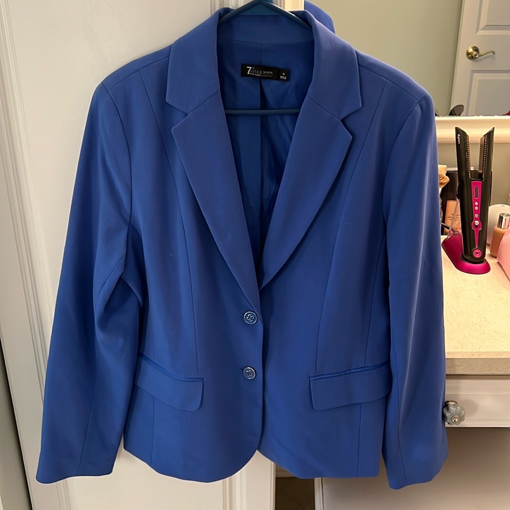 Blue Blazer Size 16, NWOT